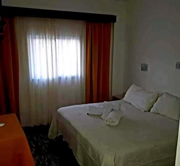 Nuevo Hotel Roble Termas de Rio Hondo Exterior photo