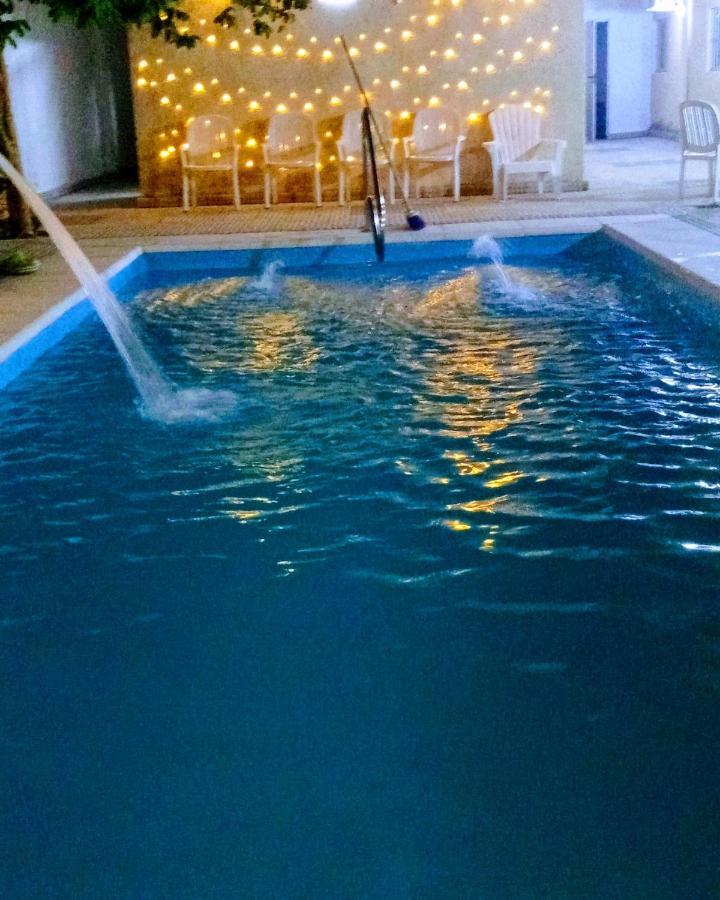 Nuevo Hotel Roble Termas de Rio Hondo Exterior photo